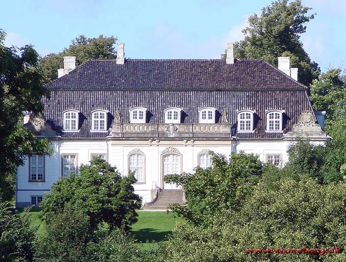 Frederiksdal Slot